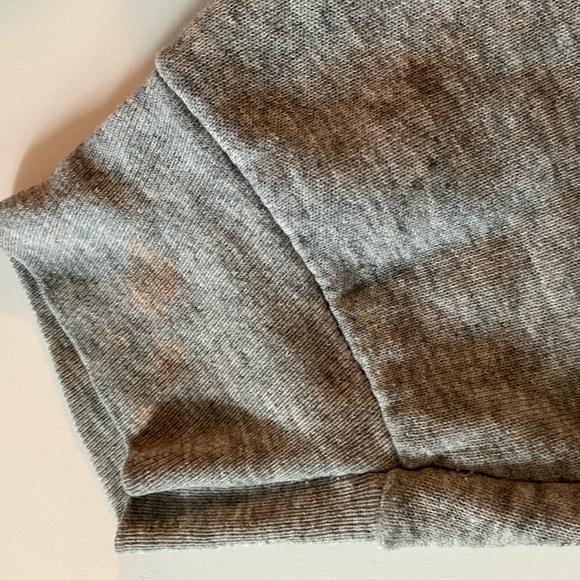 SOLD Vintage 90's Grey Sweatshirt - Picture 6 of 11